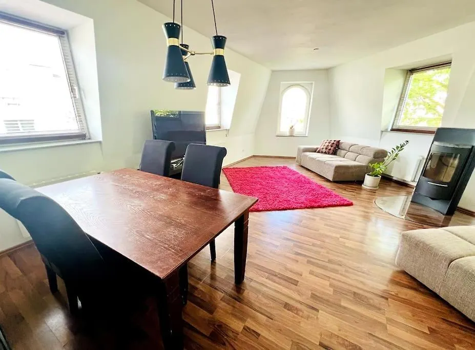 Ganzes Apartment Im Szeneviertel Ehrenfeld! 쾰른 독일